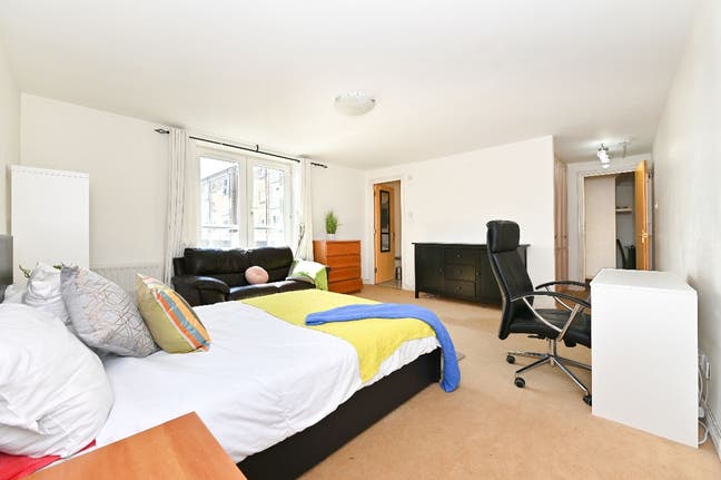 South Quay - Amazing En-Suite! Close to Dlr Main Photo
