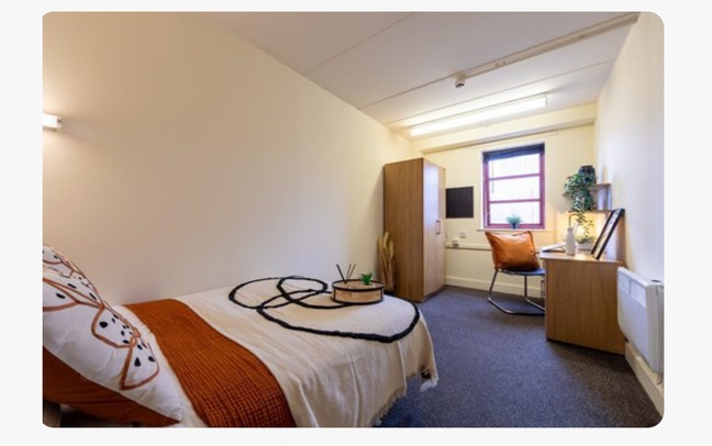 Dwell Student Living Tenancy Take Over Main Photo