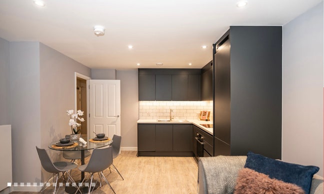 Modern 1-Bed Apart. in Stevenage City Centre (SG1) Main Photo