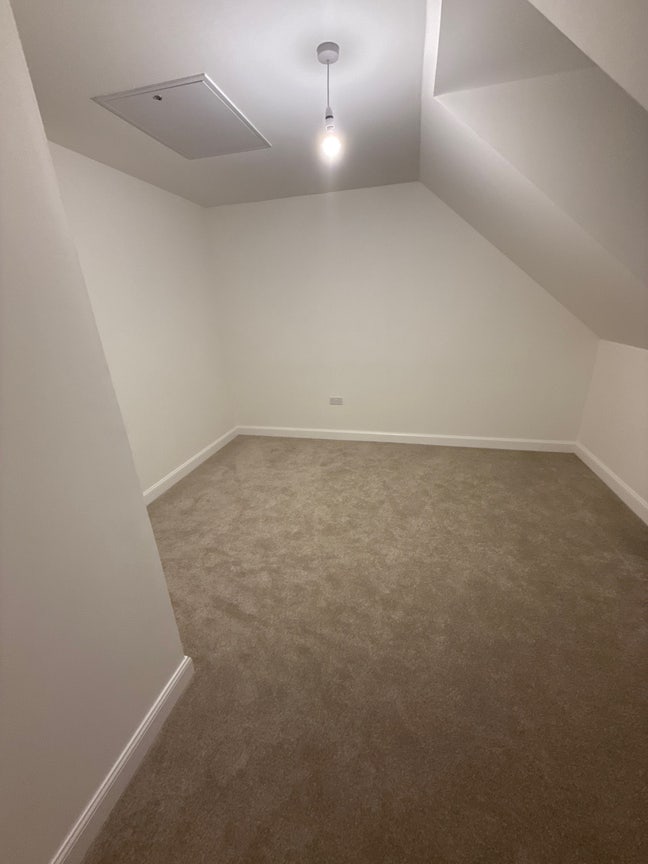 Looking for tenant  Main Photo