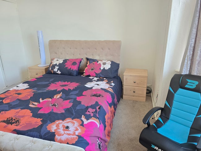 Extra big double bedroom - KINGSIZE Main Photo