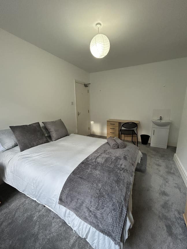 Luxury Rooms Fiveways Location!! Main Photo
