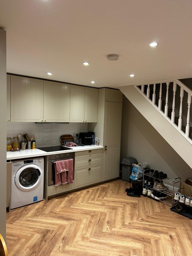 Double Bed in Battersea/Clapham Junction URGENT Main Photo