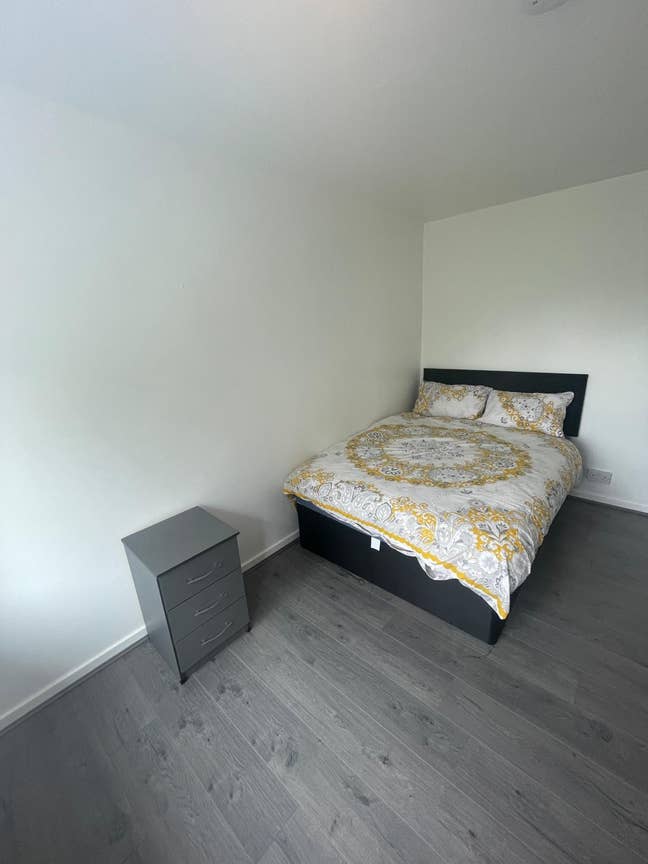 Rooms Available in Stetchford B33... Dss / Uc Only Main Photo