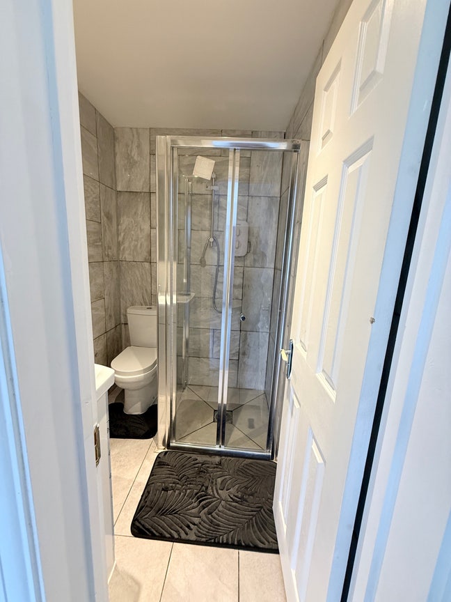 Beautiful recently renovated double room Main Photo