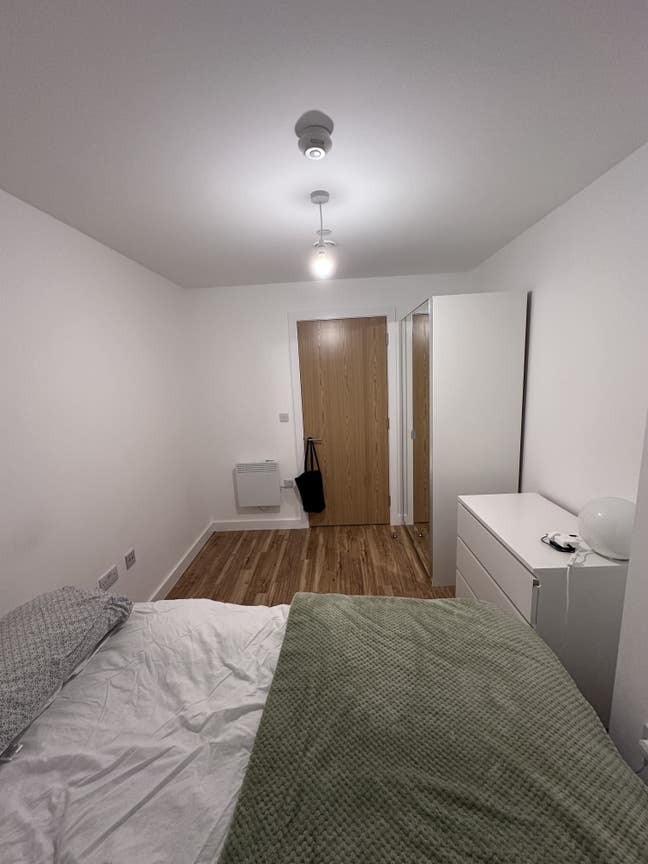  Room Available in X1 Media City – Tower D Main Photo