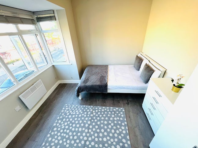 🏡 Ensuite Room in Streatham - Available Now Main Photo