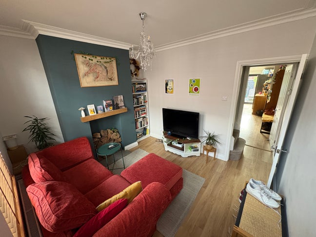 Looking for flatmate in beautiful South Bank house Main Photo