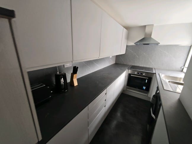 ⭐Central Macclesfield Low Deposit ⭐ Main Photo