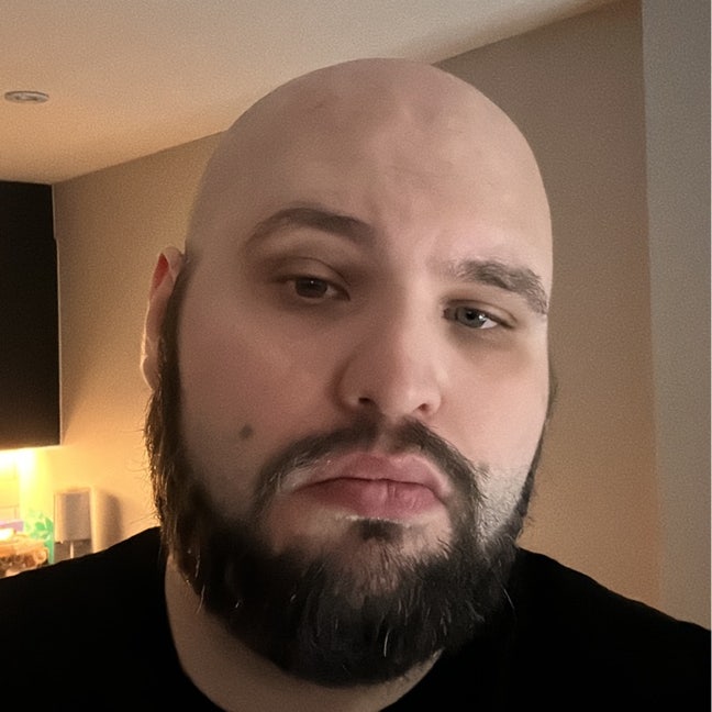 Room Wanted For Professional Main Photo