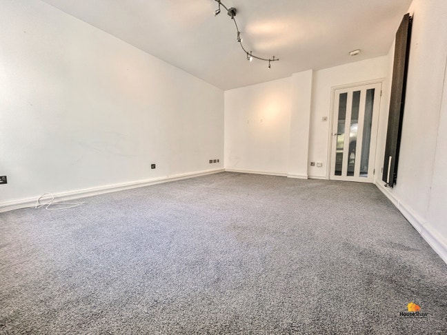 Two Bed apartment, Chesham - Available September!  Main Photo