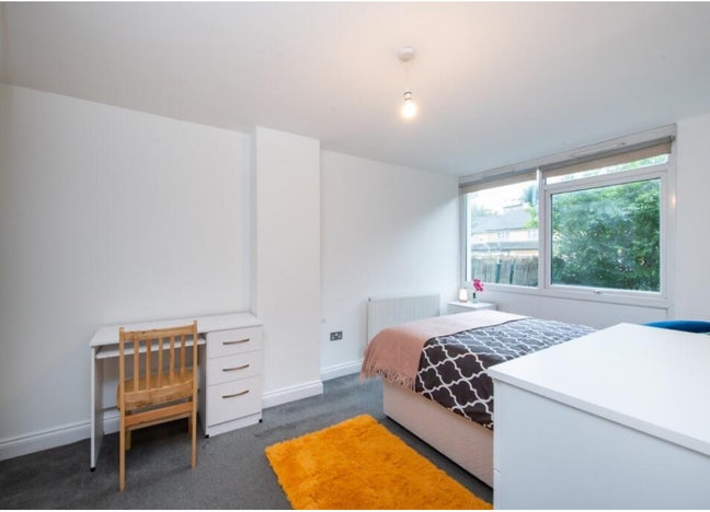 Room Available - Flat 7, Badric Court - From £700 Main Photo
