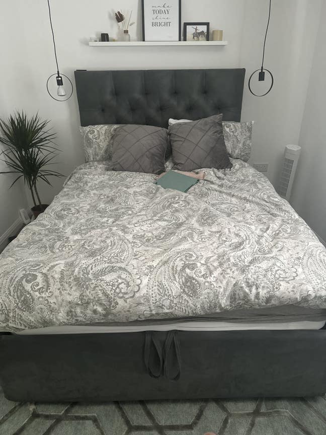 Stylish & Modern Double Room in Beautiful Gravesen Main Photo