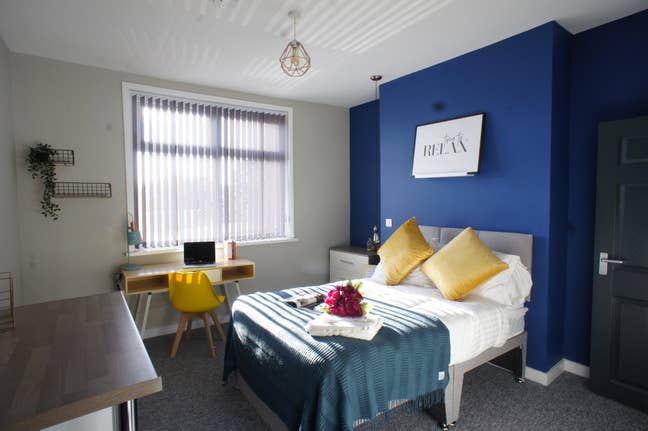Double Room w/en-suite, DY2  Main Photo