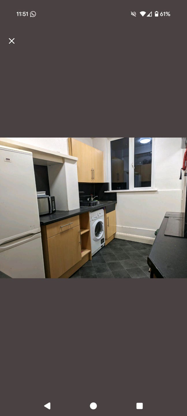 Refurbished Single Room in Quiet flat  Main Photo