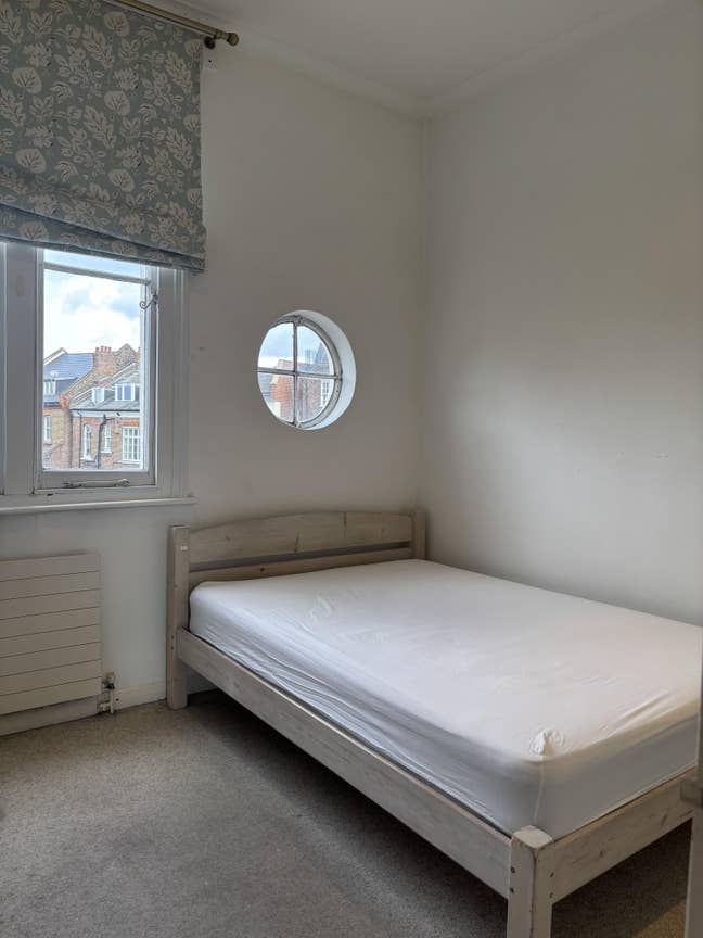 Double room in shared flat Main Photo