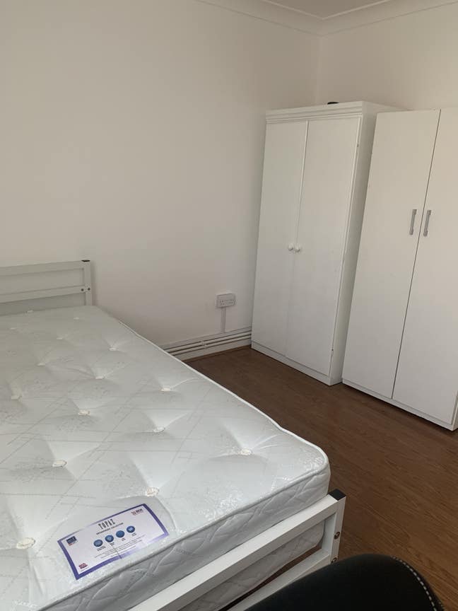 One large double room  Main Photo