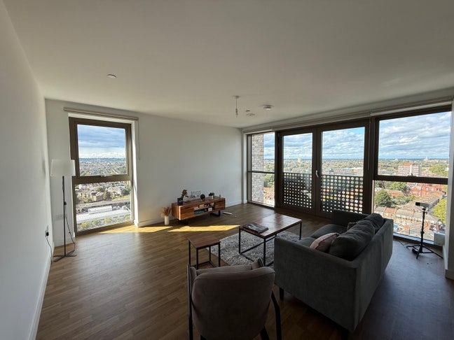 Room Available - New Flatmate Wanted ASAP Main Photo
