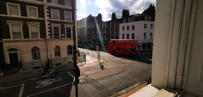 Cosy Double Room in a Lovely flat Russell Sq WC1 Main Photo