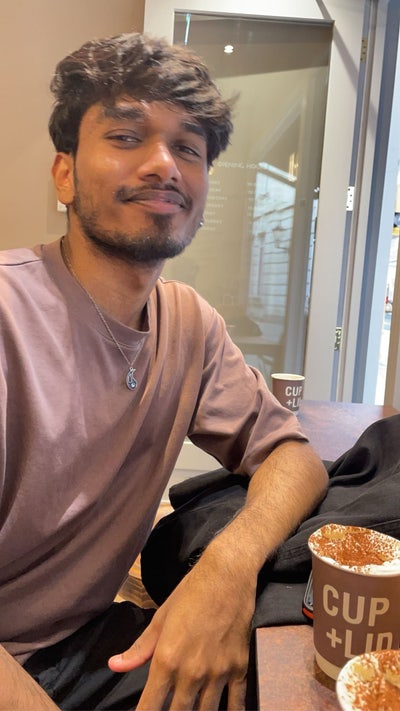 A single/double room sought by one male  Main Photo