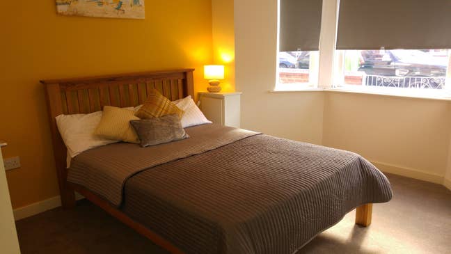 Nelson St * TV & Ensuite * Nr Train Station Main Photo
