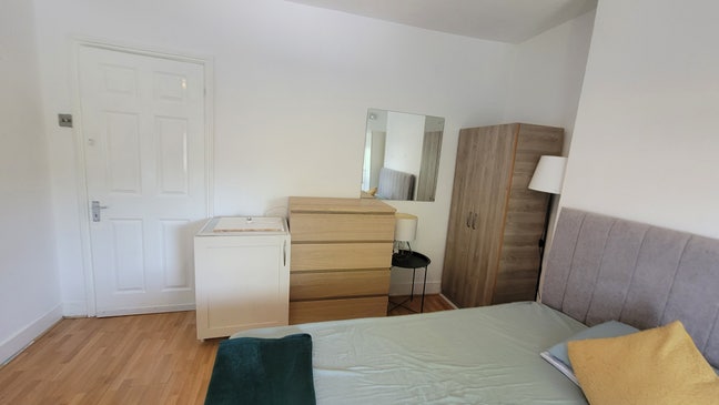 Beautiful hygienic room for peaceful stay  Main Photo