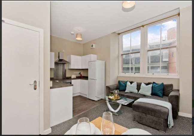 3 Bed Flat, Dundee Main Photo