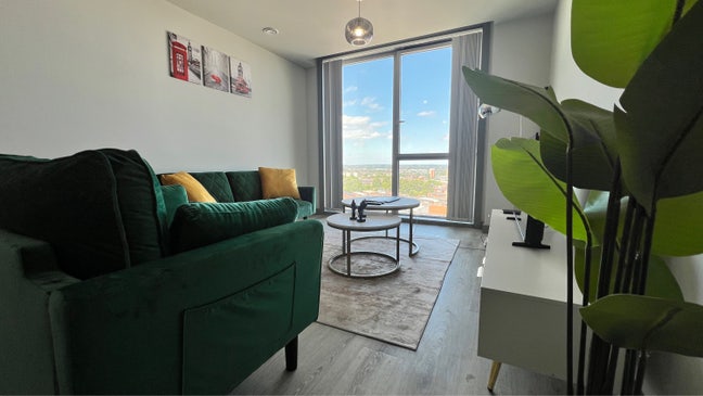Flexible short term rental  Main Photo