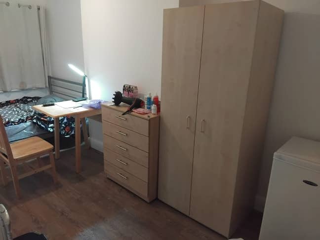 Ensuite near Golders Green Main Photo
