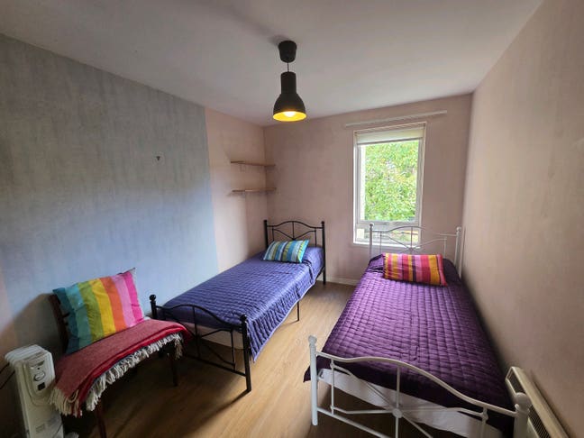 Fantastic 2 bedroom flat, lovely location Main Photo