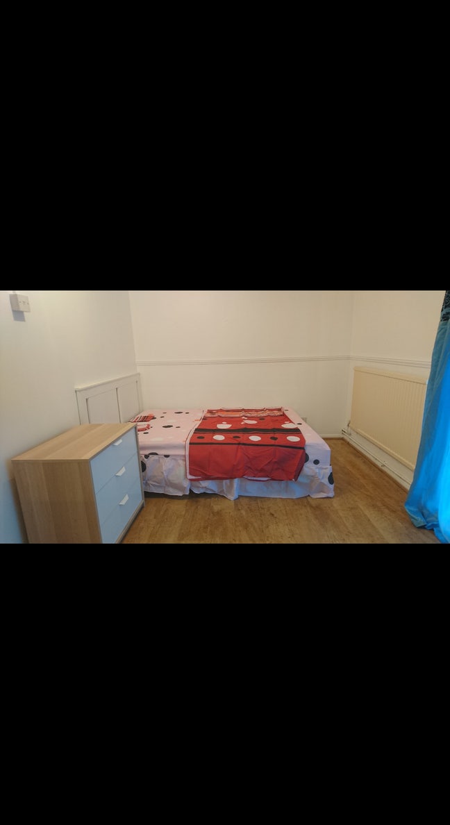 An Amazing Double En-Suit Room in Bethnal Green Main Photo