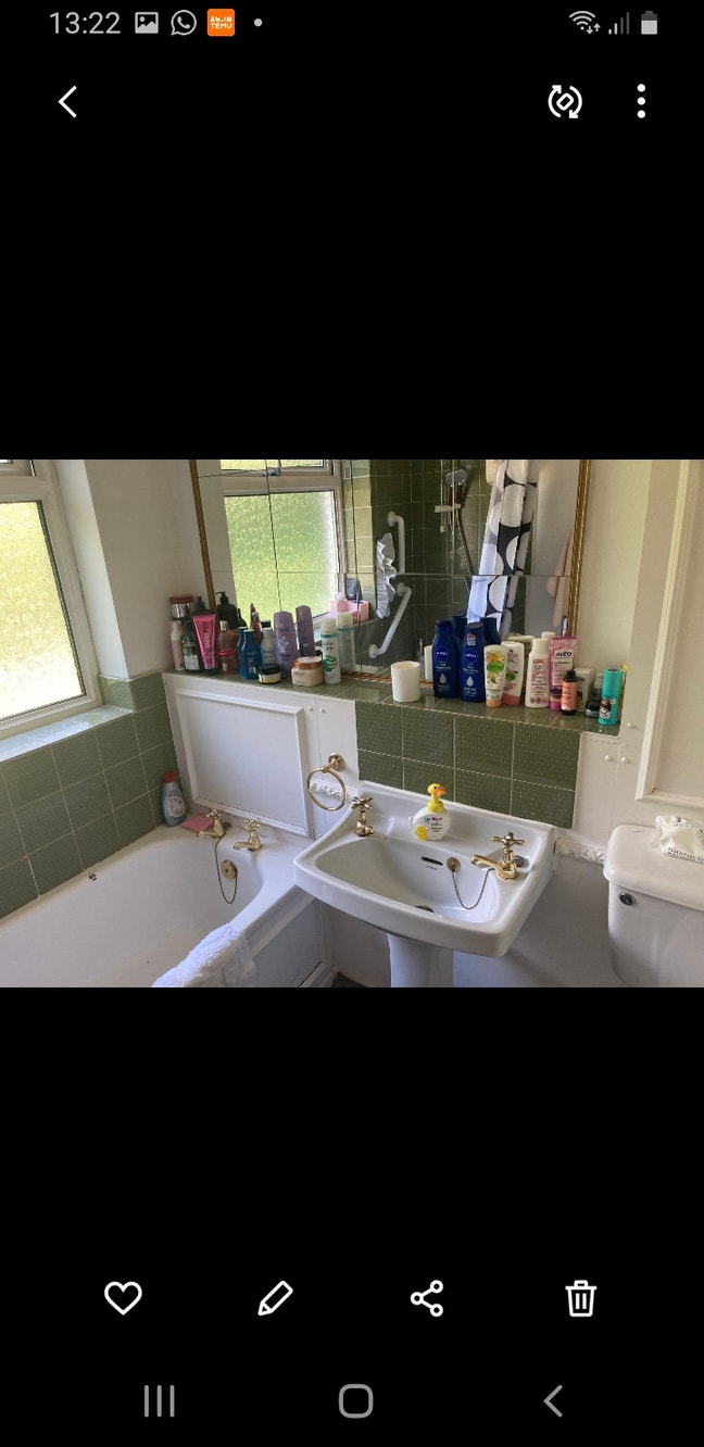 Lovely room in S2 Main Photo