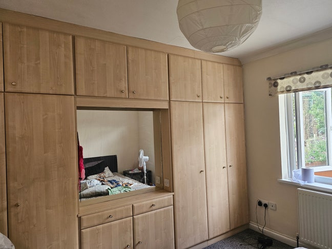 1 double and 1 single room available  Main Photo