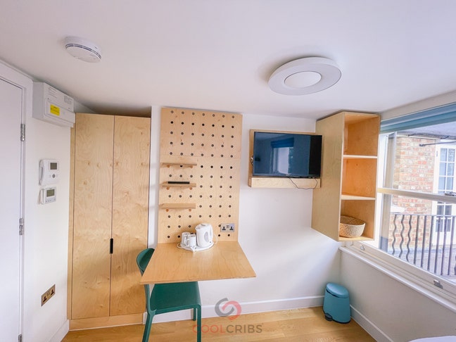 Studio in Philbeach Gardens, Kensington, Earls Cou Main Photo