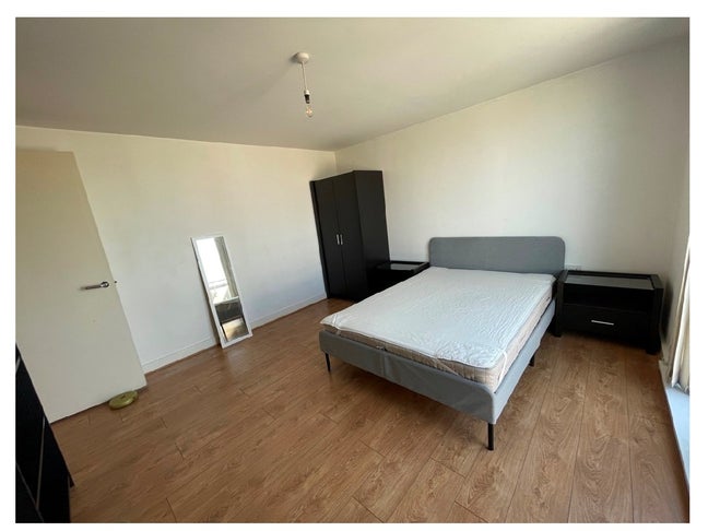 Available rooms in shared penthouse, Main Photo