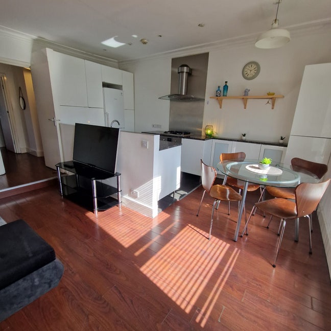 One bed flat in Clapton !  Main Photo