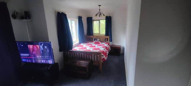 Double room with own living room,bathroom, parking Main Photo