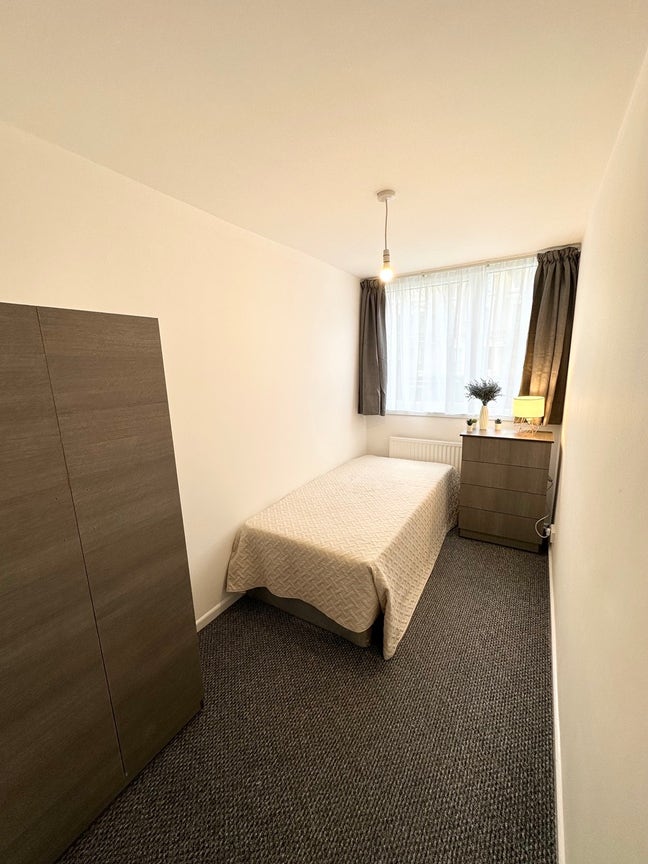 2 rooms in 5bed - Little Venice - peaceful area Main Photo