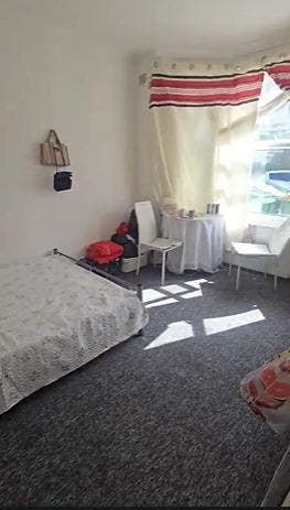 Rare 2-Bed House with Garden – All Bills Included  Main Photo