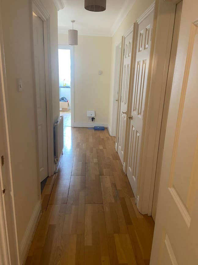 One large and one double room Main Photo
