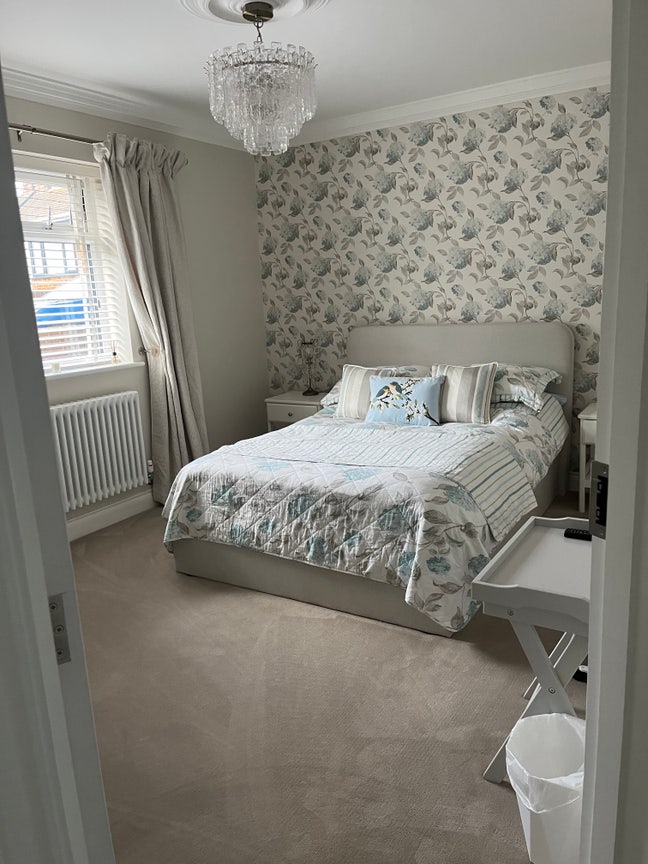  Detached luxurious Bungalow Brand new  Main Photo