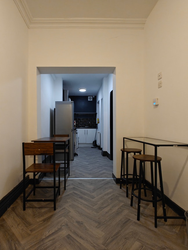 Newly refurb 4 bed student property to let Main Photo