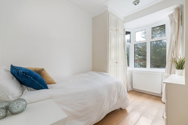 ** Cosey Single Room In Hanger Lane ** Main Photo