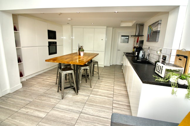 🏡 Kent Road – Stunning House Share Near Old Town Main Photo