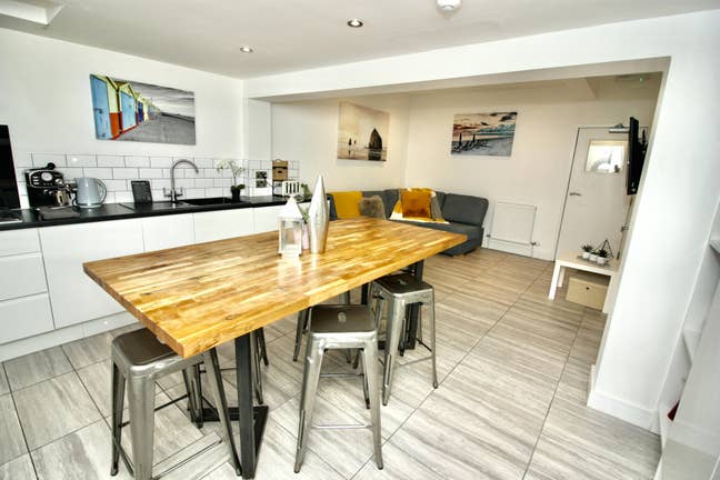 🏡 Kent Road – Stunning House Share Near Old Town Main Photo