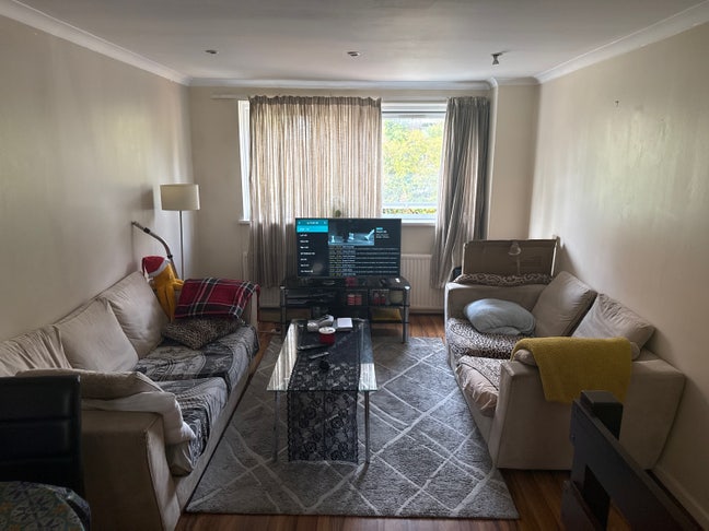 Beautiful Double Room in Canary Wharf Area  Main Photo
