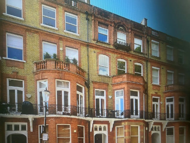 **Gloucester Road one bed ensuite available now**  Main Photo