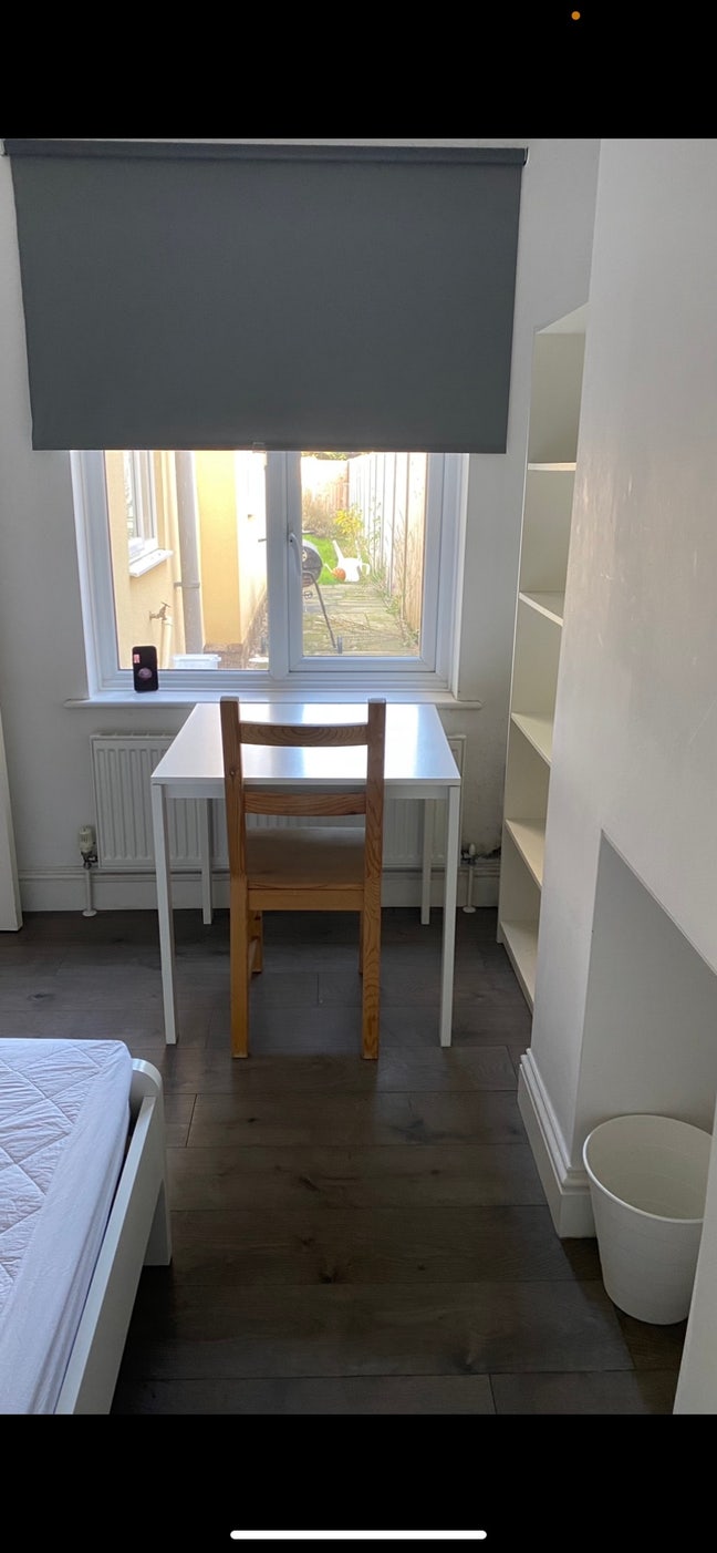 Double Rooms Close to Science Park      Main Photo