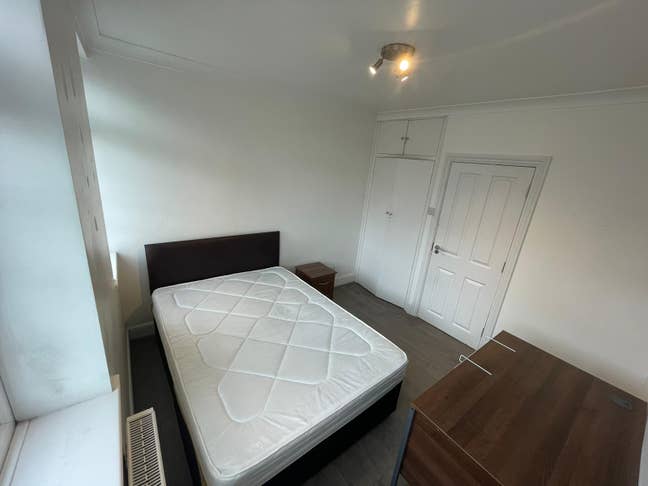 Double Room in Hendon Central/1 Min from Station Main Photo