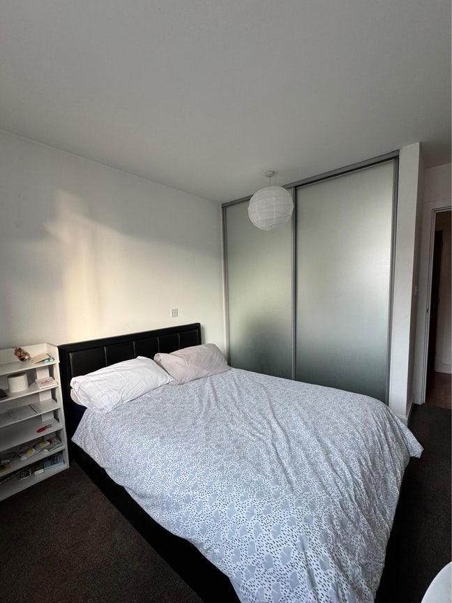 Room Available – Shoreditch (2 bed, 2 bath) Main Photo